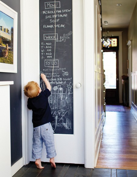 Photos : 10 idées pour décorer avec de la peinture à tableau noir ... Peinture tableau cuisine