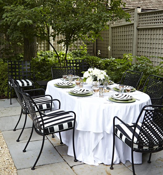 Table Mosaïque de Jardin pour Patio Cour Terrasse Balcon Café Bistrot Piscine Bleu/Blanc 60 x 70 cm