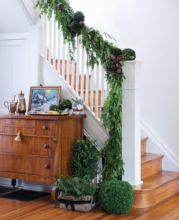 Comment décorer une rampe d'escalier pour Noël ? - Jardiland