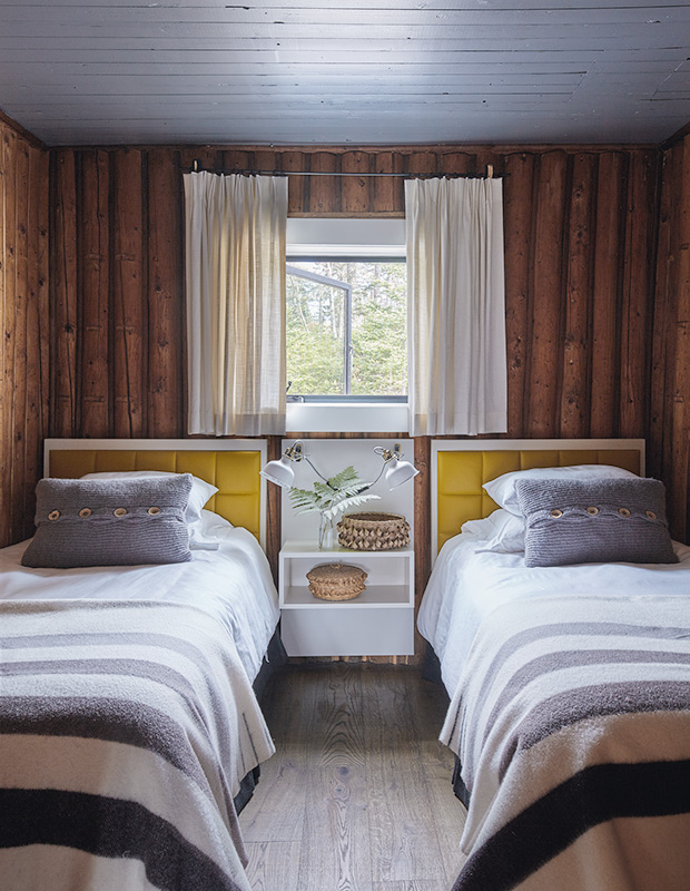 crop-cozy-bedrooms