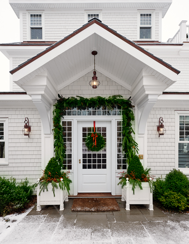 Comment décorer l'extérieur de sa maison pour Noël ? - Marie Claire